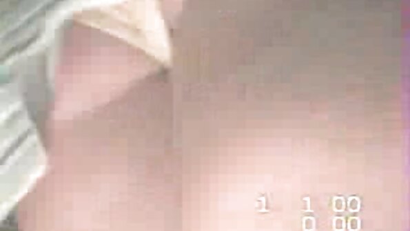 放荡的女孩越来越性交