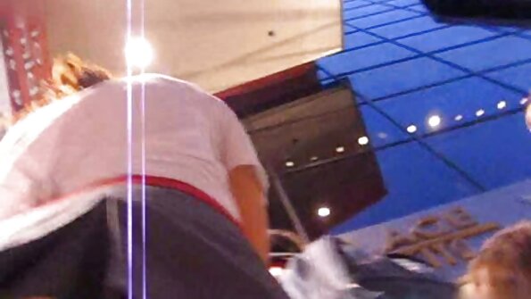性感宝贝凯蒂罗斯口交并被性交